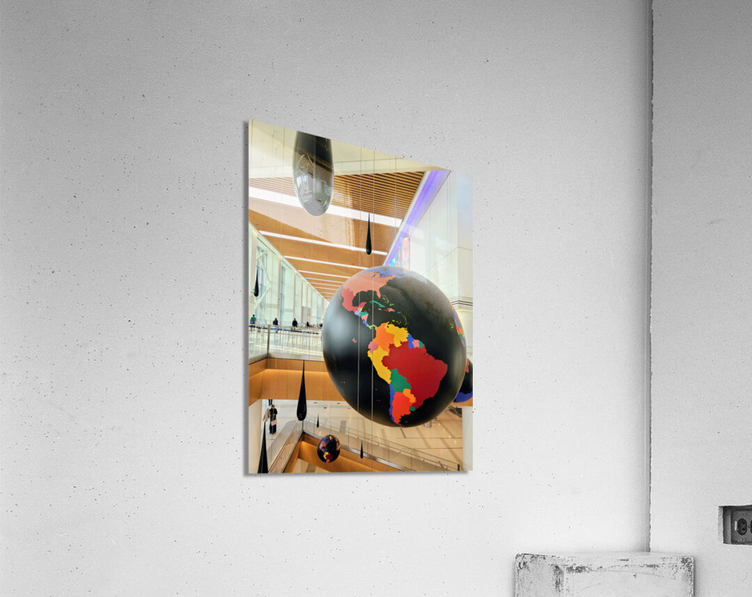 Globe and Droplets Hanging Art  Impression acrylique