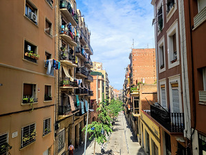 Midday Stories of a Forgotten Street