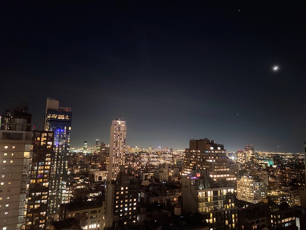 Magical Moonlight Manhattan Téléchargement Numérique