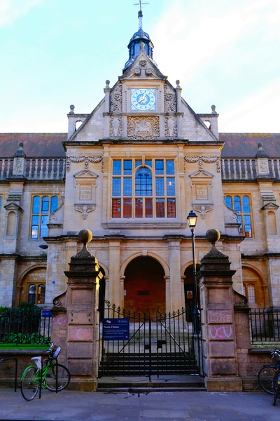 Oxford University Faculty of History 2 Digital Download