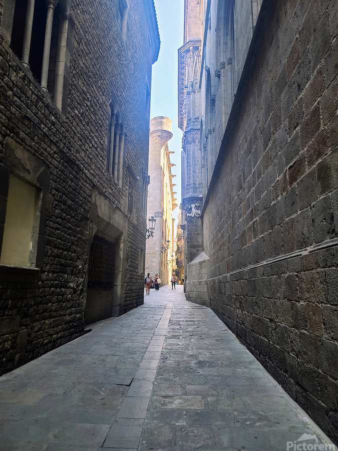 Streets of Barcelona: The Path of Quiet Stories  Print