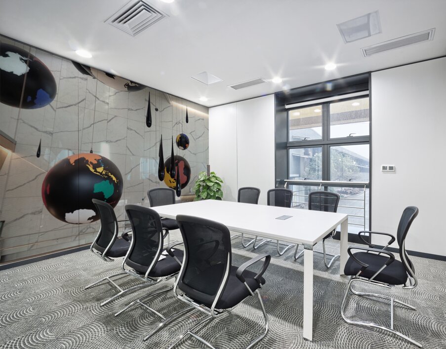 Hanging Worlds - LaGuardia Installation Wall Printing