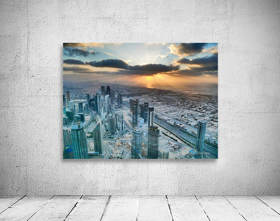 Rays of Heaven on Dubai Wall Preview