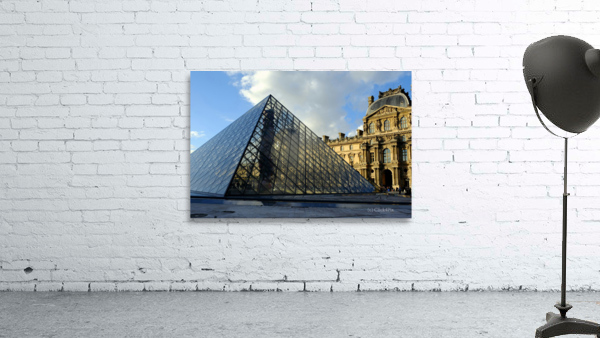 Just Louvre It 2B Wall Preview