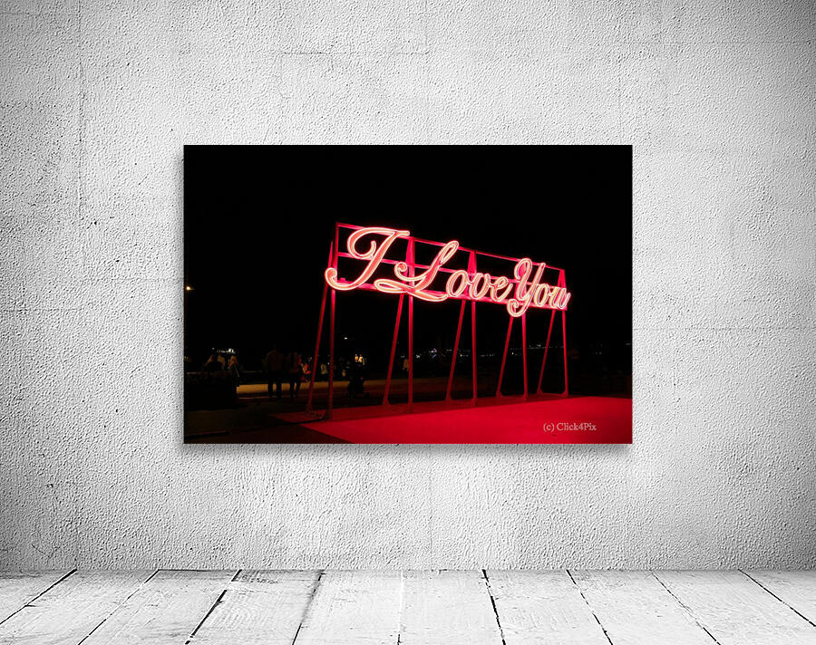 I LOVE YOU Sign Wall Preview