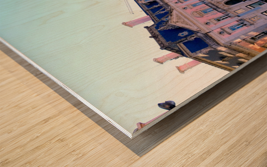 Walking through Lisbon 2 Wood print